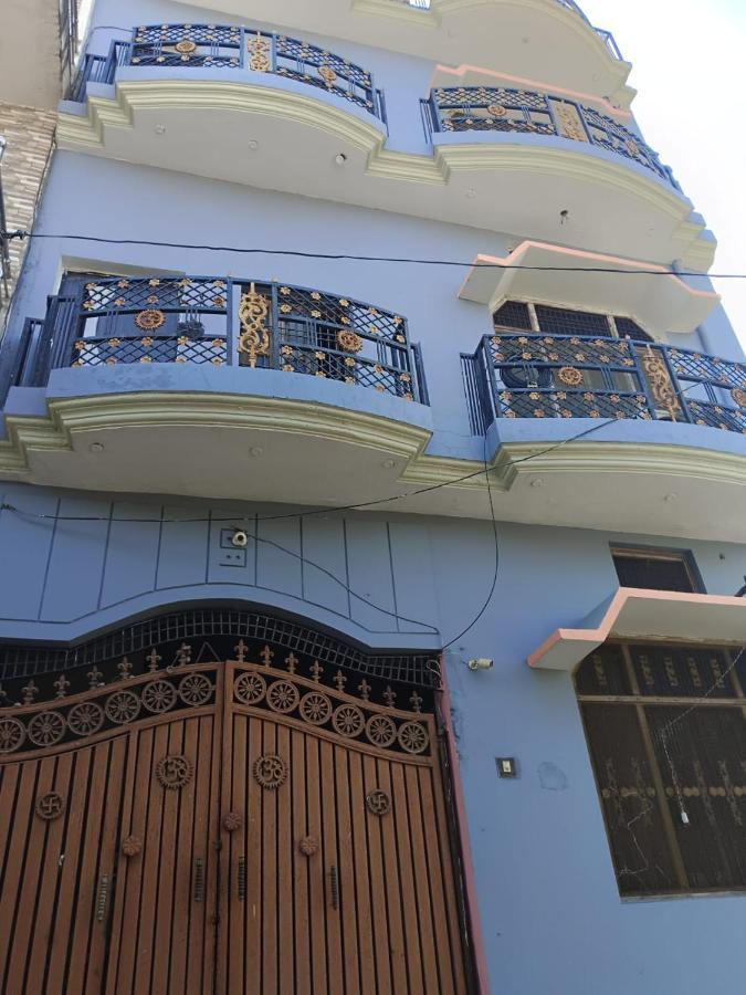 Shri Niwas Homestay Ayodhya المظهر الخارجي الصورة