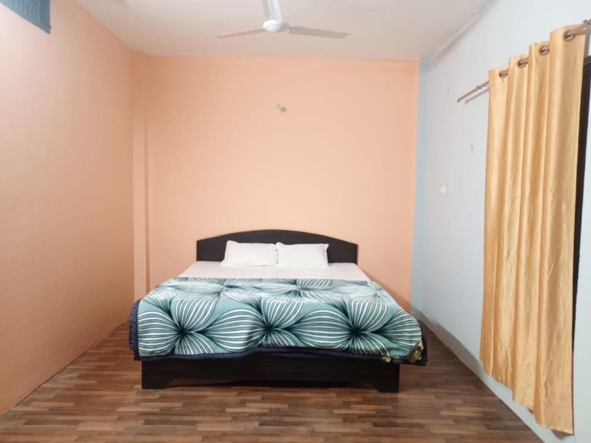Shri Niwas Homestay Ayodhya المظهر الخارجي الصورة